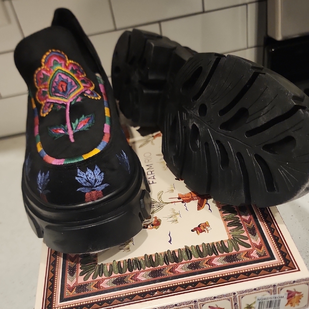 FARM Rio Black Embroidered Flats - Picture 3 of 6